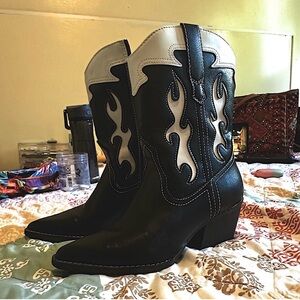 A New Day Cowboy Boots Size 6